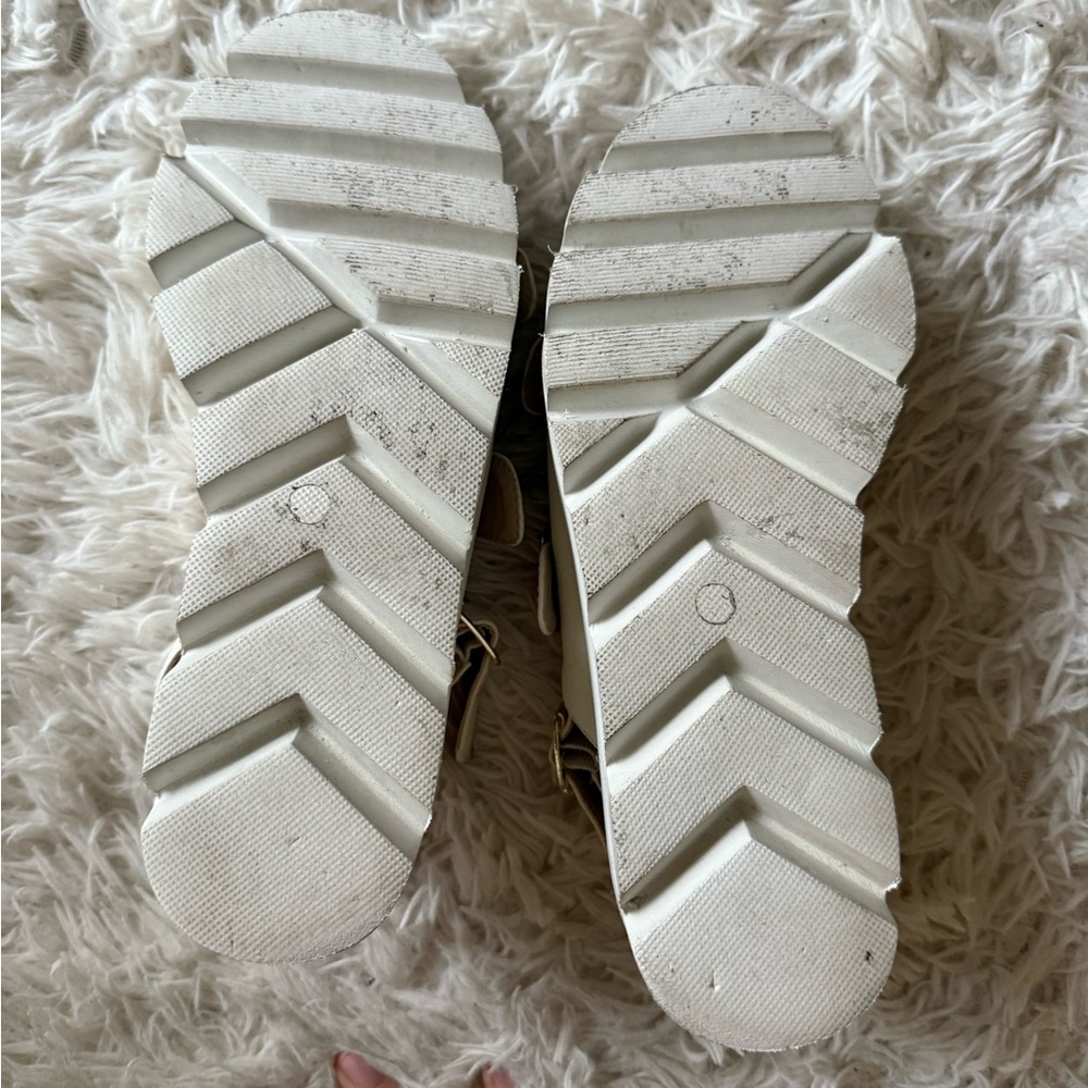 ❌SOLD❌Beige Double Strap Sandals - Picture 4 of 4